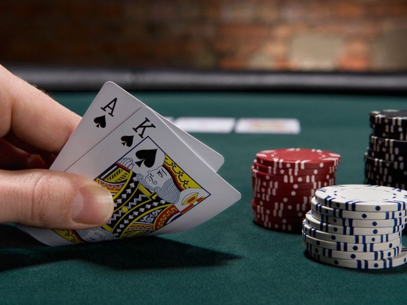 What are the best strategies for playing online baccarat?
