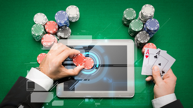 How To Become an Expert in Online Casino